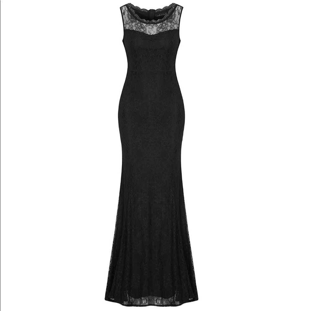 Sleeveless black maxi dress